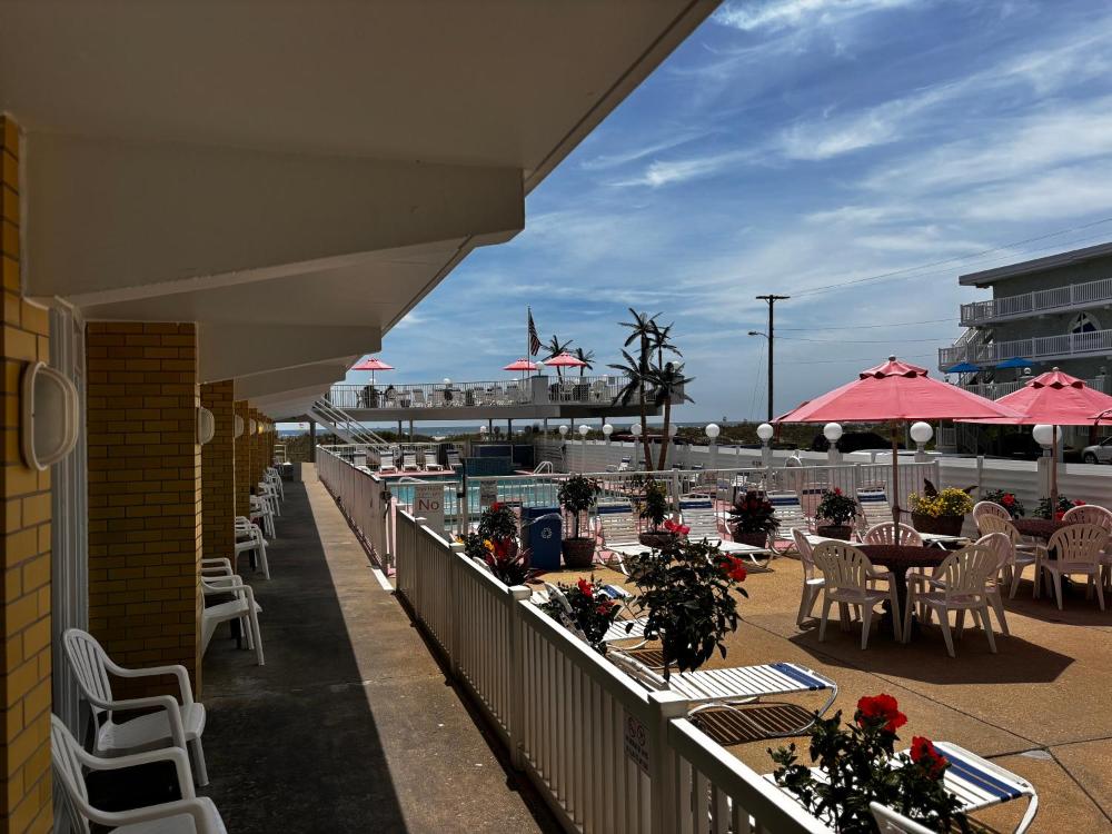 Paradise Oceanfront Resort of Wildwood Crest